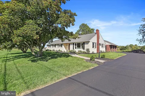 Twin Oaks Drive, Perkasie, PA 18944