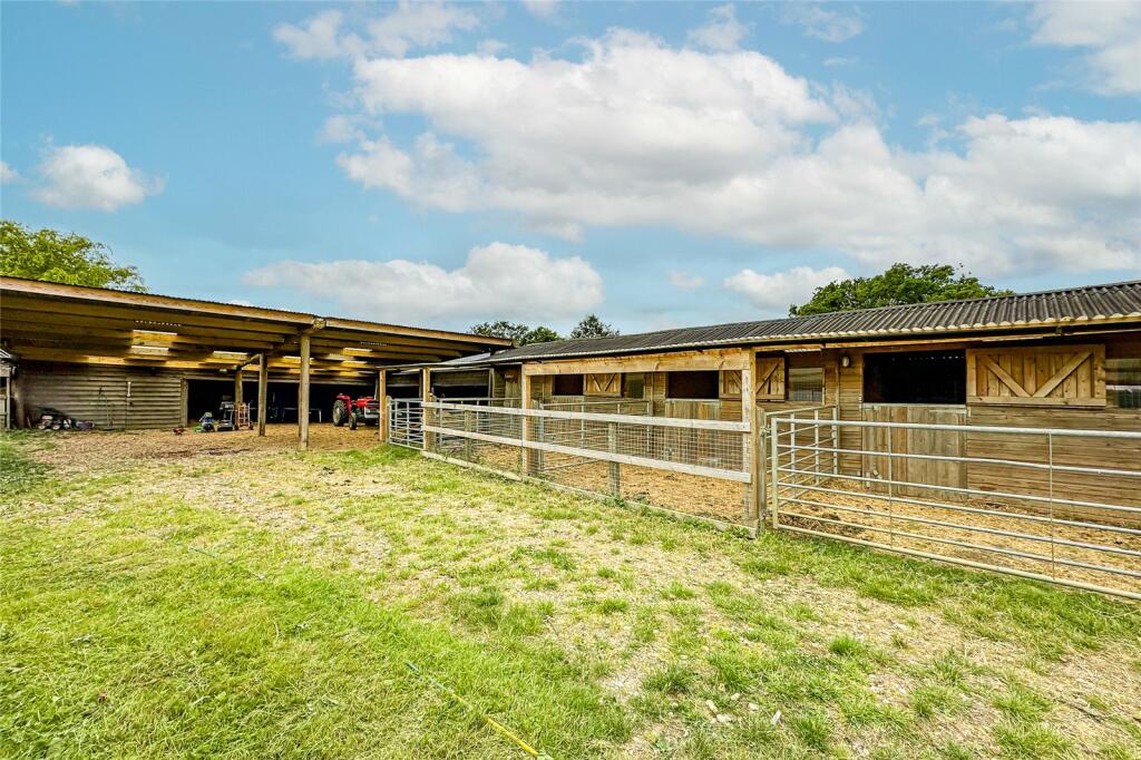 Additional image 22 of Priors Spring House, Little Woodend, Markyate, AL3