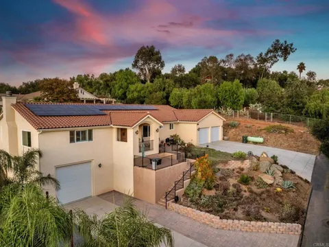 28043 Oak Ranch Road, Escondido, CA 92026