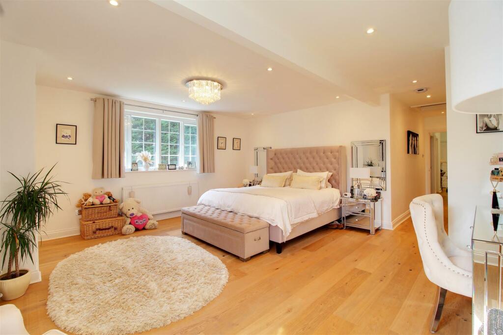 Additional image 7 of Dixons Hill Close, North Mymms