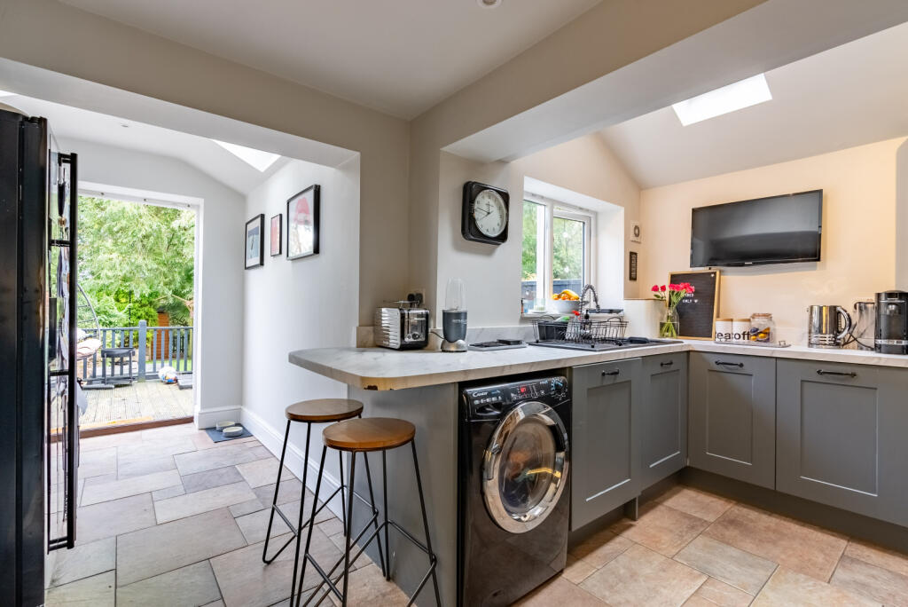 Additional image 7 of Park Street, St. Albans, Hertfordshire, AL2