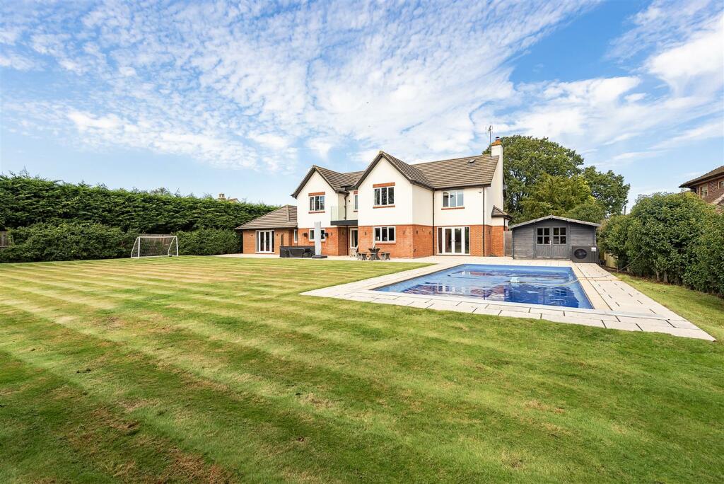 Additional image 12 of The Common, Harpenden