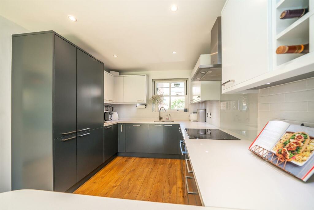 Additional image 10 of Folly Lane, St. Albans