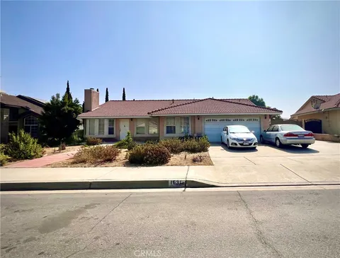 1631 W Townsend Street, Rialto, CA 92377