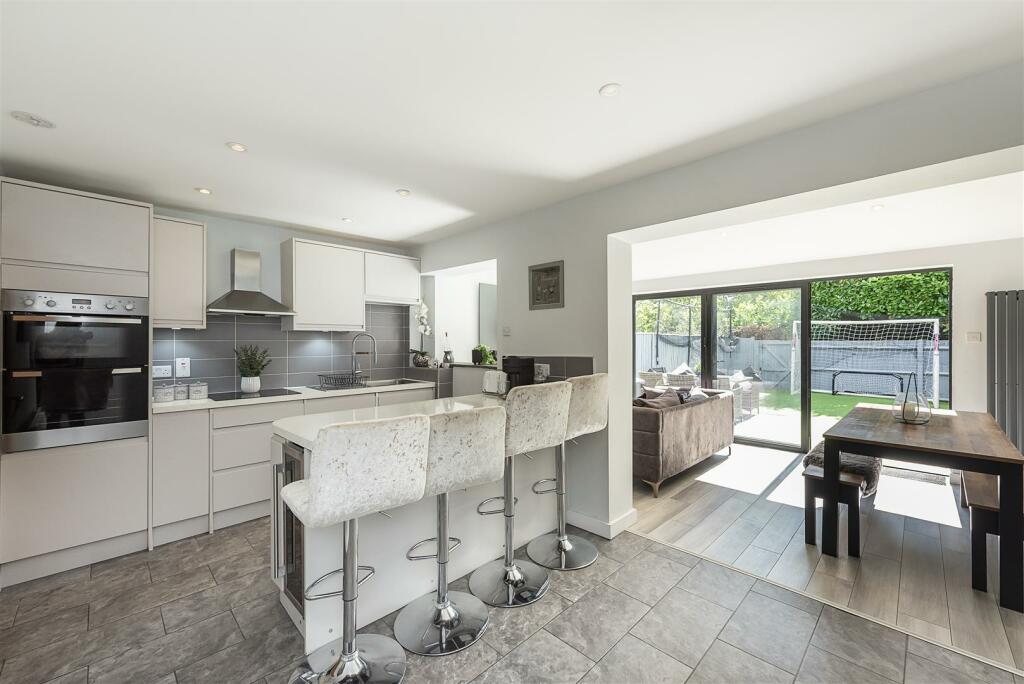 Additional image 14 of Milton Road, Harpenden