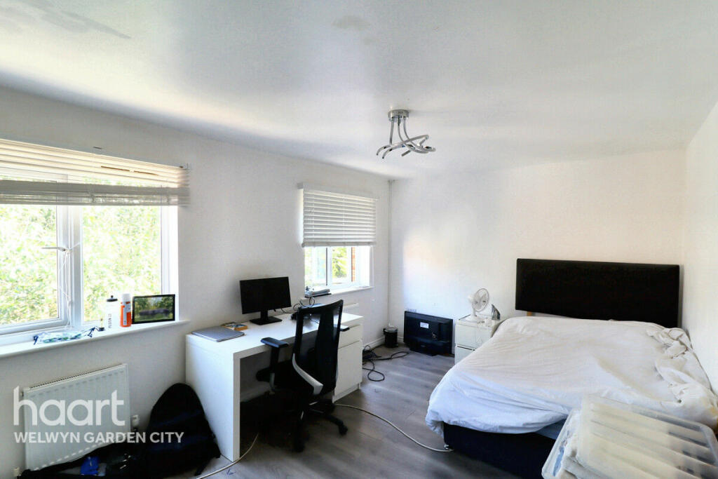 Additional image 7 of Eddington Crescent, Welwyn Garden City