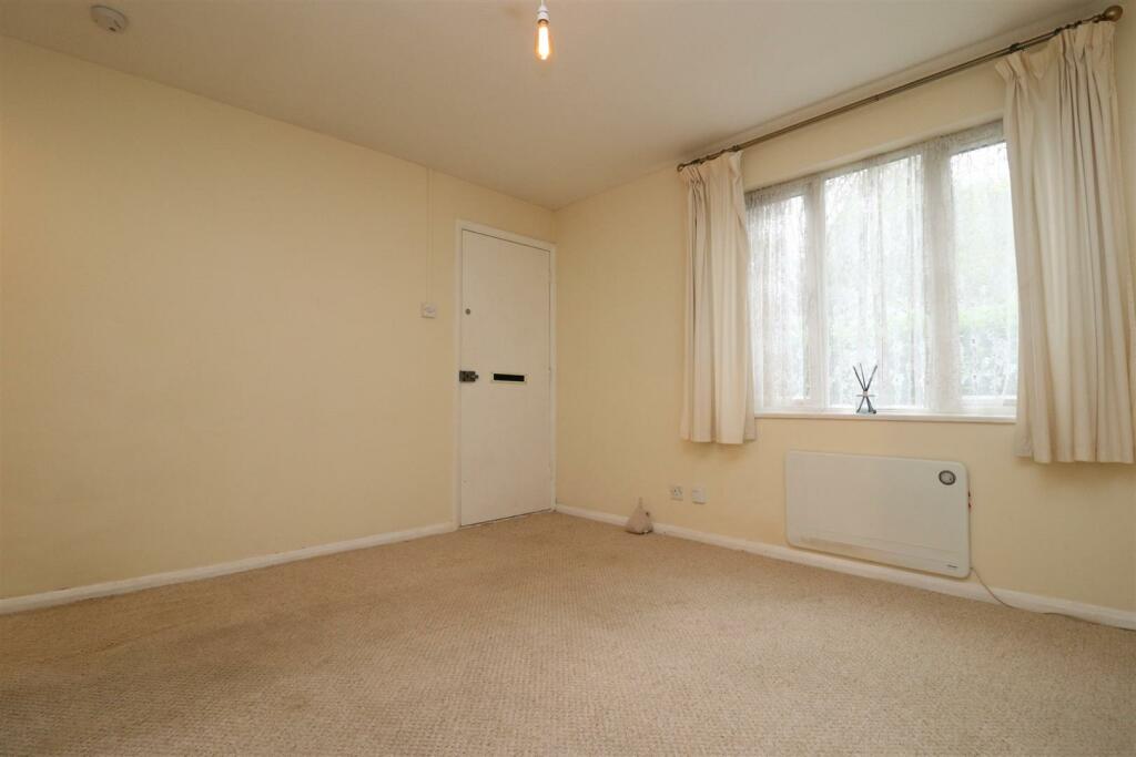 Additional image 5 of Milford Close, Marshalswick, St. Albans