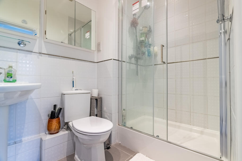 Additional image 8 of Azalea Close, Napsbury Park, St. Albans, Hertfordshire, AL2