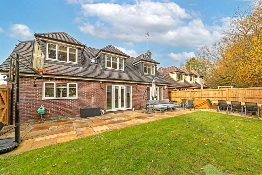 Additional image 32 of Elderberry Close, Bricket Wood, St. Albans