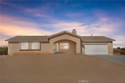 21042 Wigwam Road, Apple Valley, CA 92307