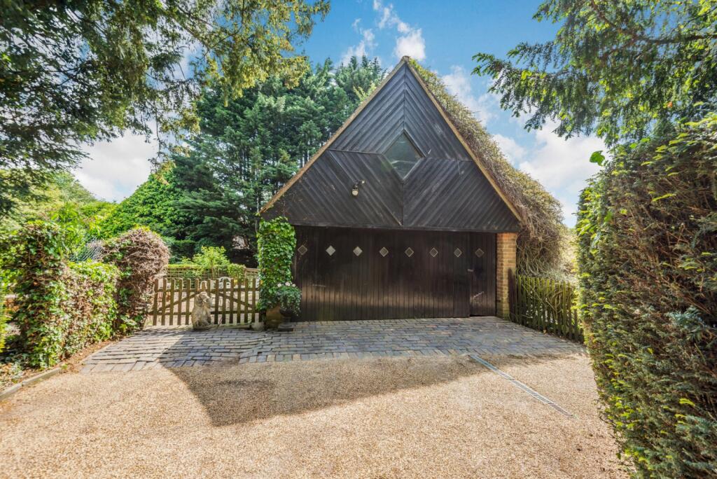 Additional image 21 of Sandridgebury Lane, Sandridgebury, St. Albans, Hertfordshire