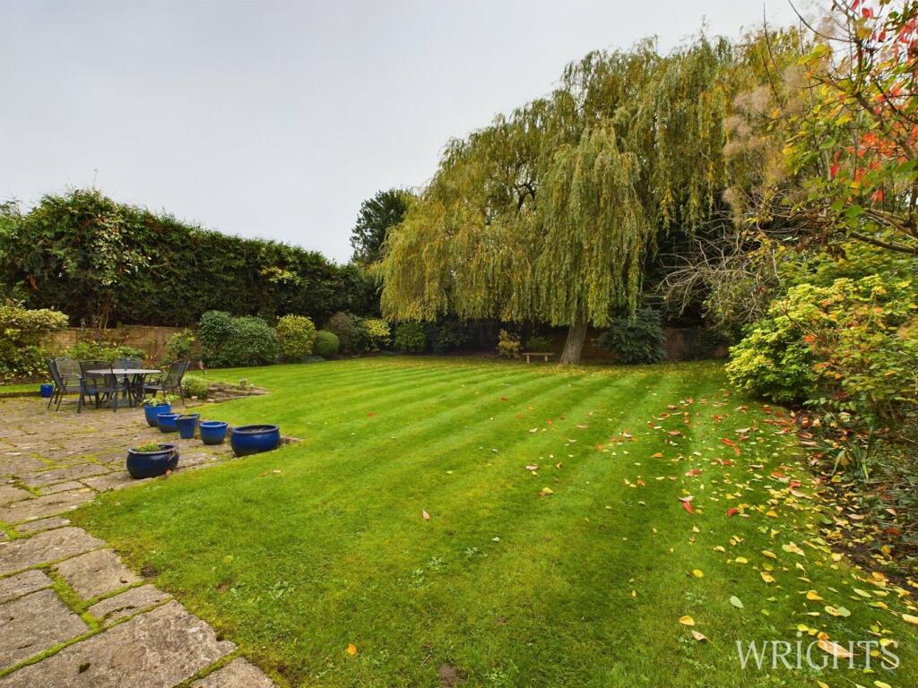 Additional image 3 of The Holdings, Hatfield, AL9