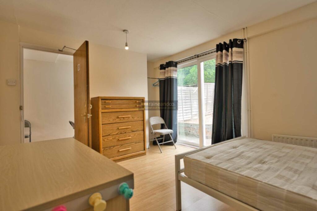 Additional image 7 of Aldykes, Hatfield