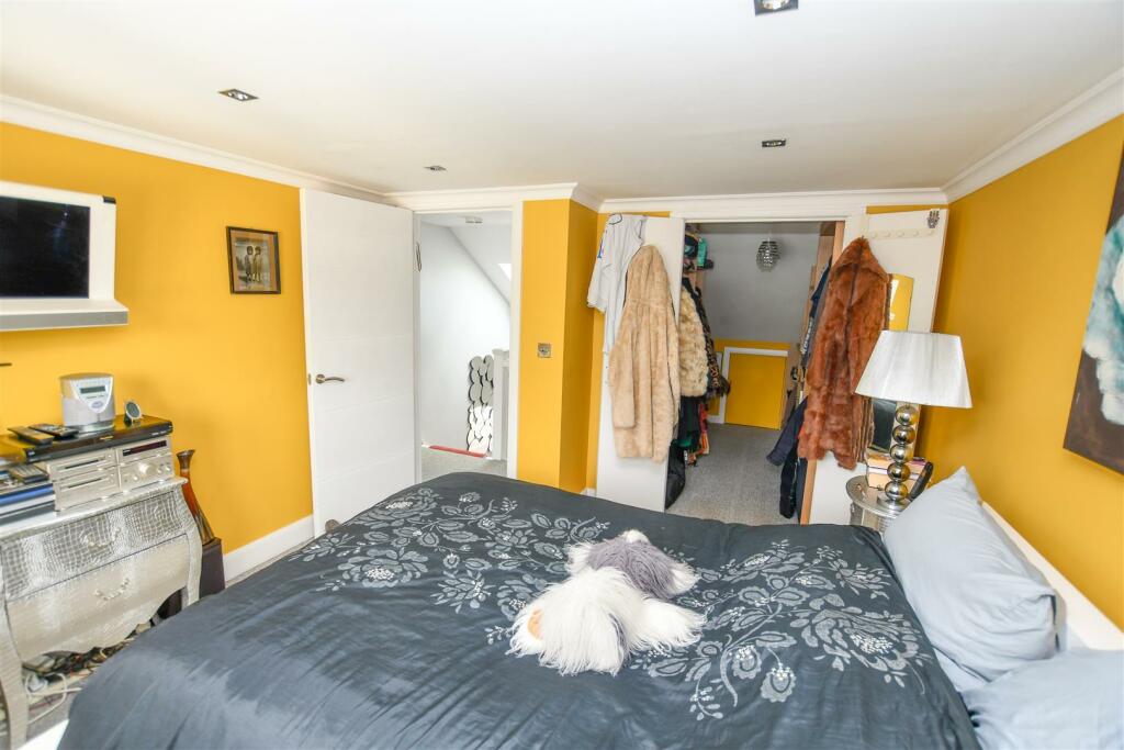 Additional image 12 of Dell Rise, Park Street, St. Albans