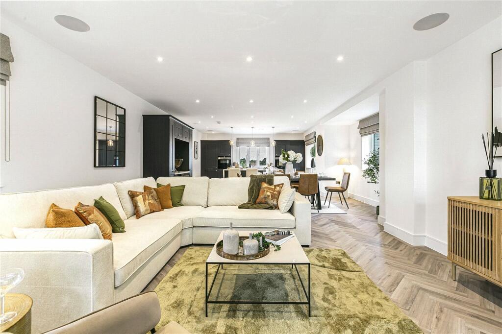 Additional image 27 of Kentish Lane, Essendon, Hertfordshire, AL9