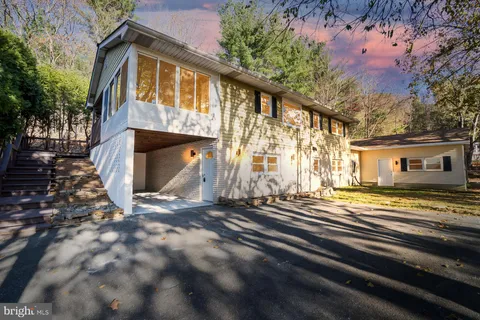 40 Daisy Lane, Lehighton, PA 18235