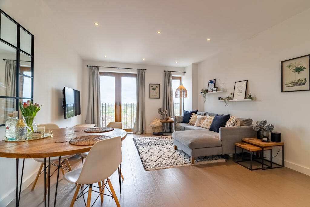 Additional image 2 of Grosvenor Road, St. Albans, Hertfordshire, AL1