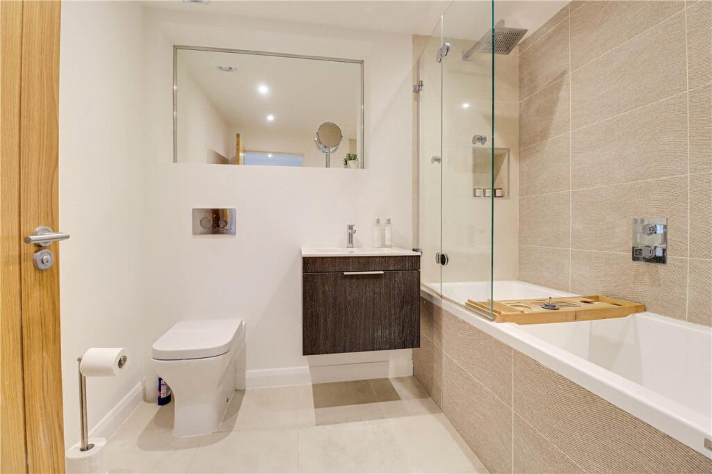 Additional image 10 of Victoria Street, St. Albans, Hertfordshire