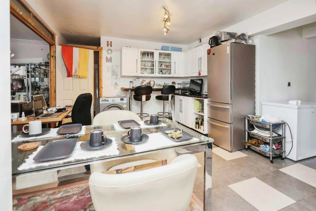 Additional image 19 of Priors Way, Birmingham