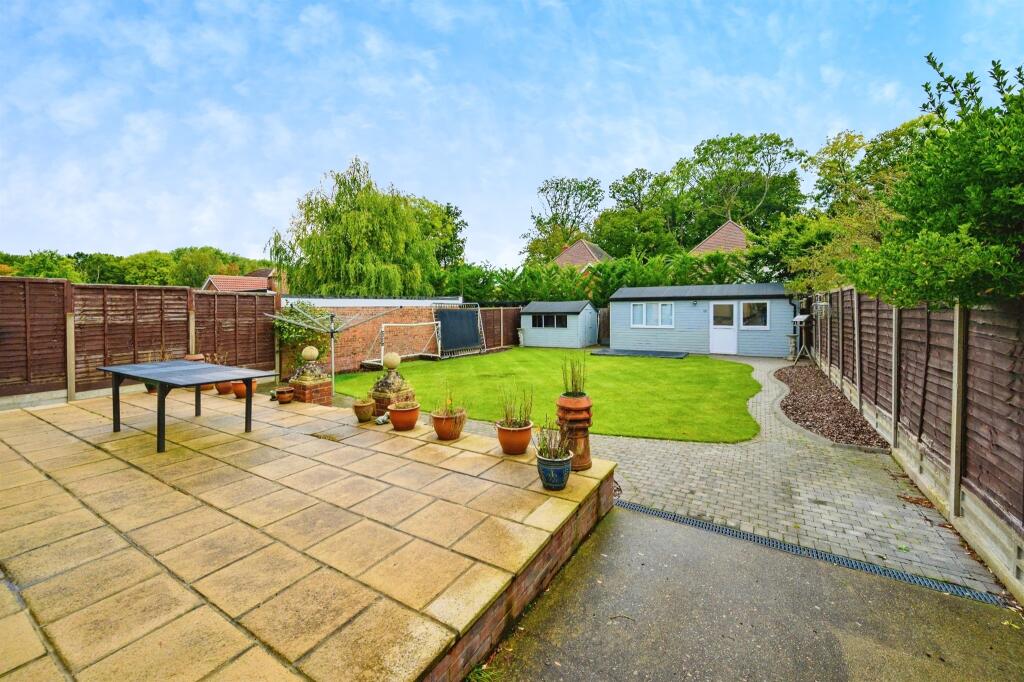 Additional image 18 of Bucknalls Drive, Bricket Wood, St. Albans