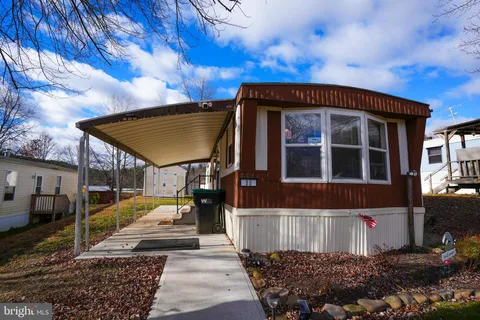 90 Cheyenne Lane, Lehighton, PA 18235