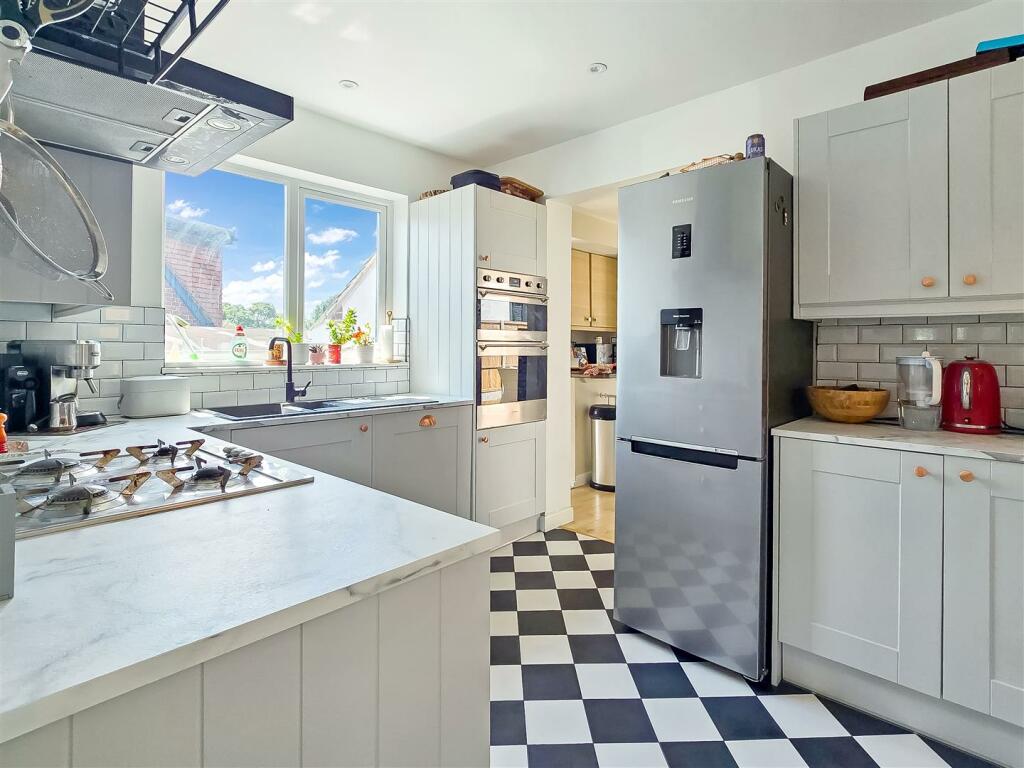 Additional image 5 of The Gardens, Brookmans Park