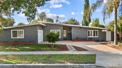 19432 Arminta Street, Reseda, CA 91335