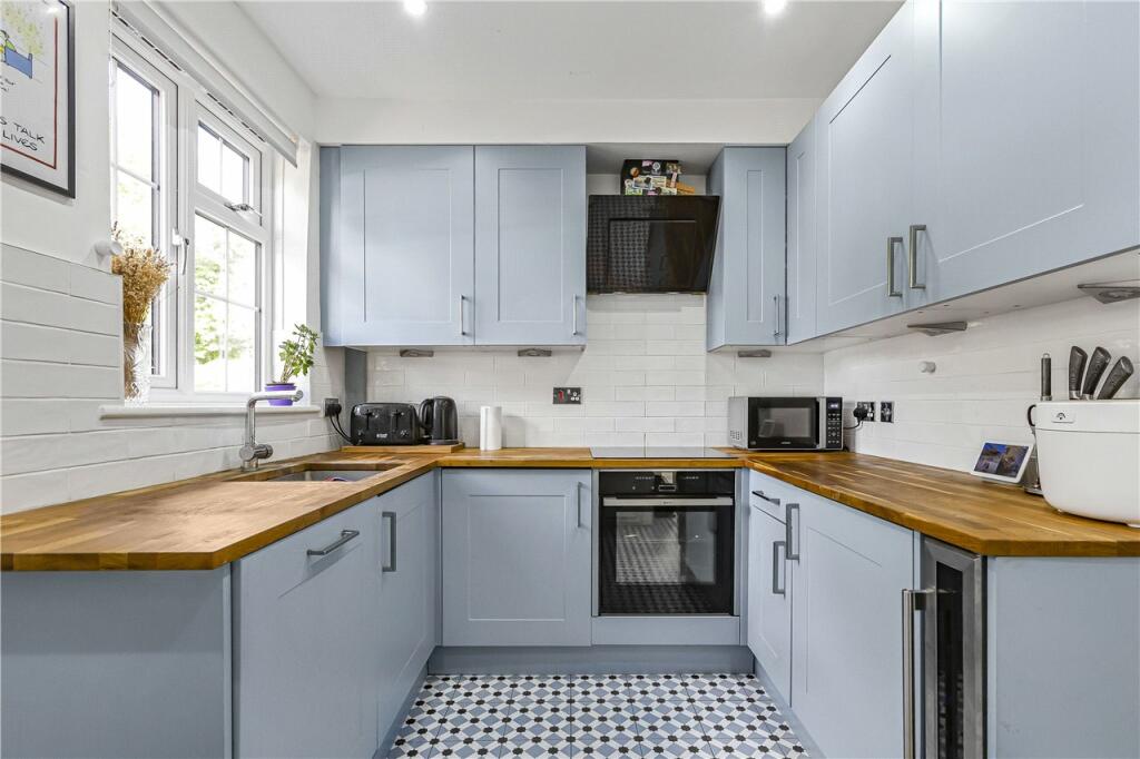 Additional image 5 of Blakemere Road, Welwyn Garden City, Hertfordshire, AL8