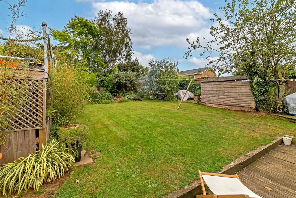 Additional image 34 of Roe Green Close, Hatfield