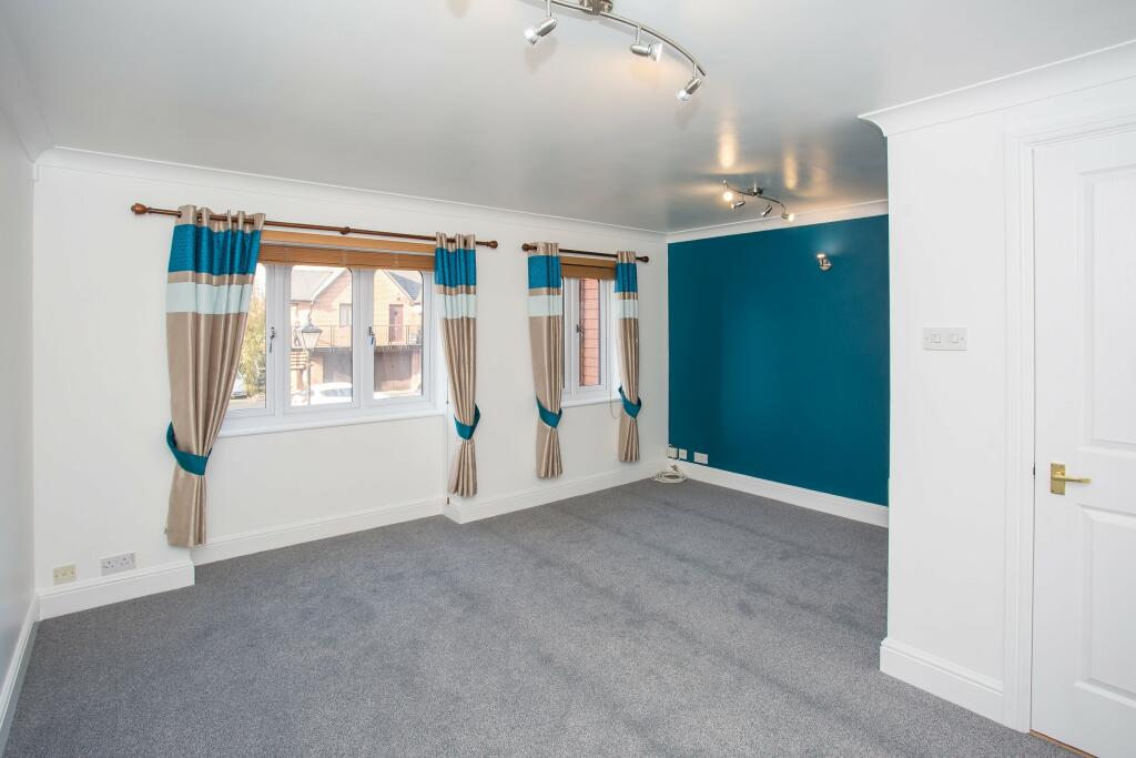 Additional image 2 of The Maples, Granville Road, St Albans, Hertfordshire, AL1