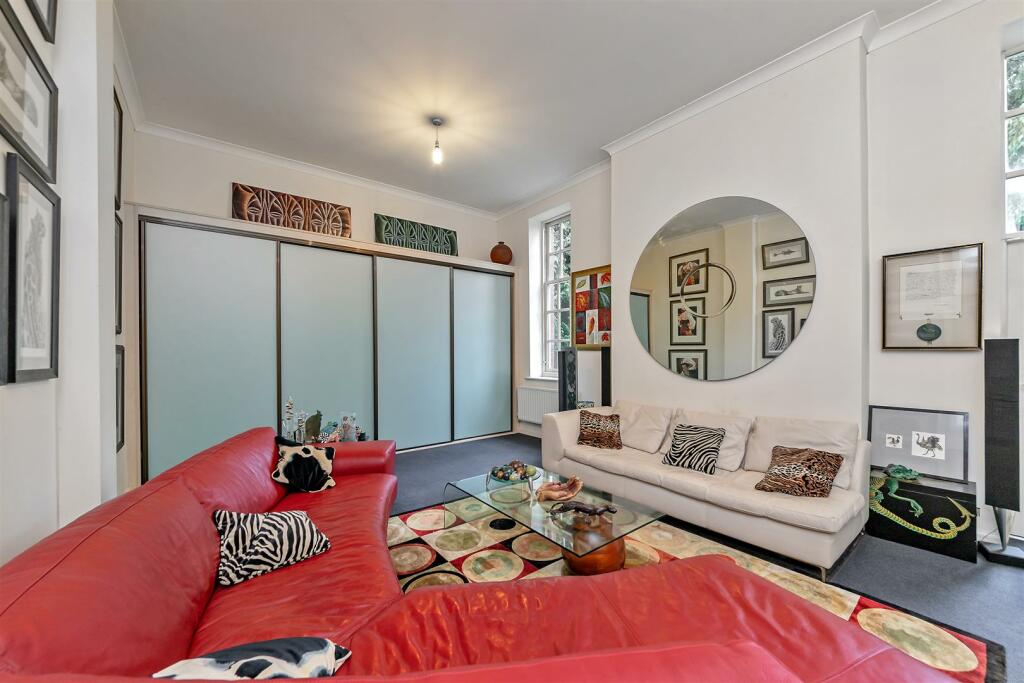 Additional image 13 of Great Leys Court, Beningfield Drive, London Colney, St. Albans