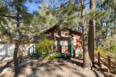 Primary image of 641 Spruce Lane, Sugarloaf, CA 92386