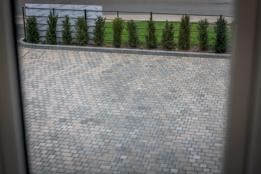 Additional image 56 of Sandridgebury Lane, St. Albans