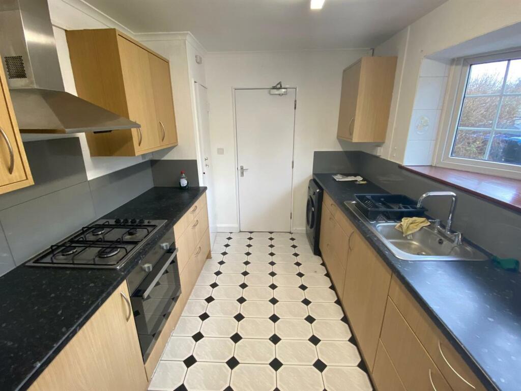 Additional image 10 of Deerswood Avenue, Hatfield