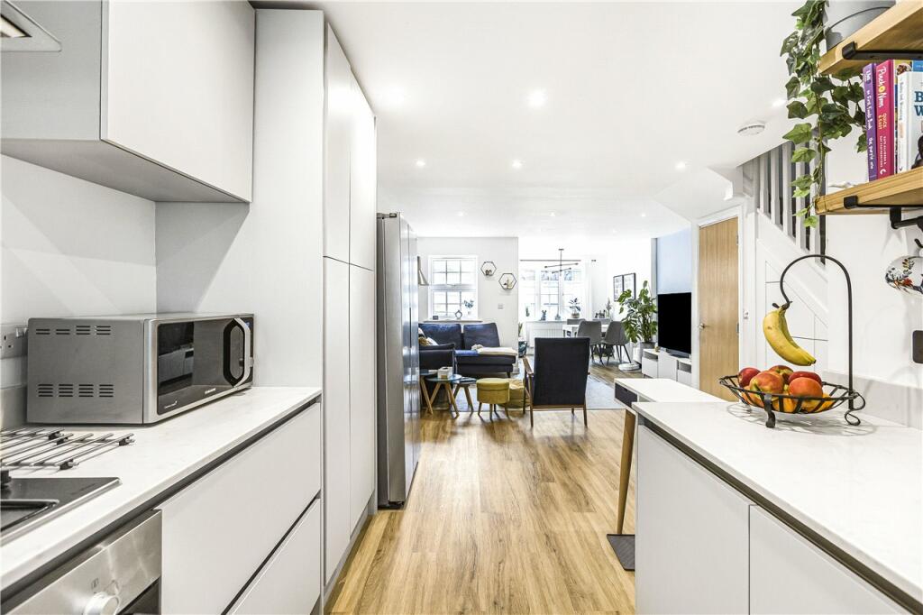 Additional image 12 of De Soissons Close, Welwyn Garden City, Hertfordshire, AL8