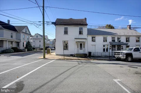 Primary image of 100 N Penn Street, Shippensburg, PA 17257