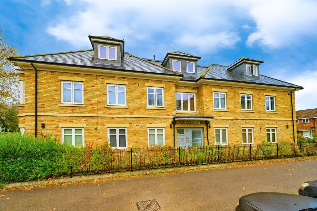 Additional image 14 of Roe Green Lane, Hatfield