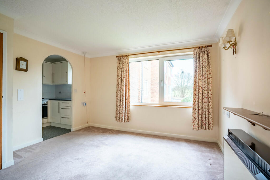 Additional image 9 of Roundwood Lane, Harpenden, Hertfordshire, AL5