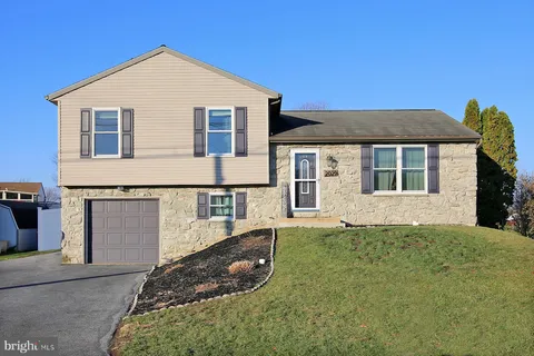 2029 Water Street, Lebanon, PA 17046