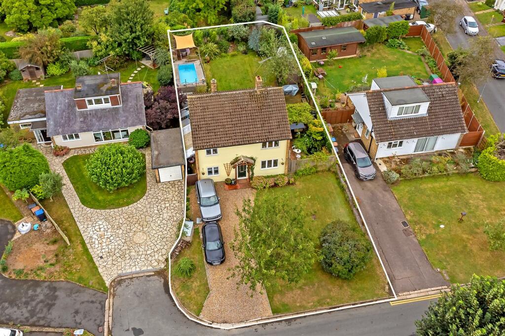 Additional image 37 of Roe Green Close, Hatfield