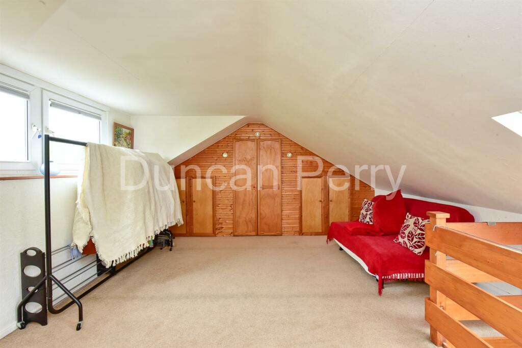 Additional image 13 of Far End, Hatfield