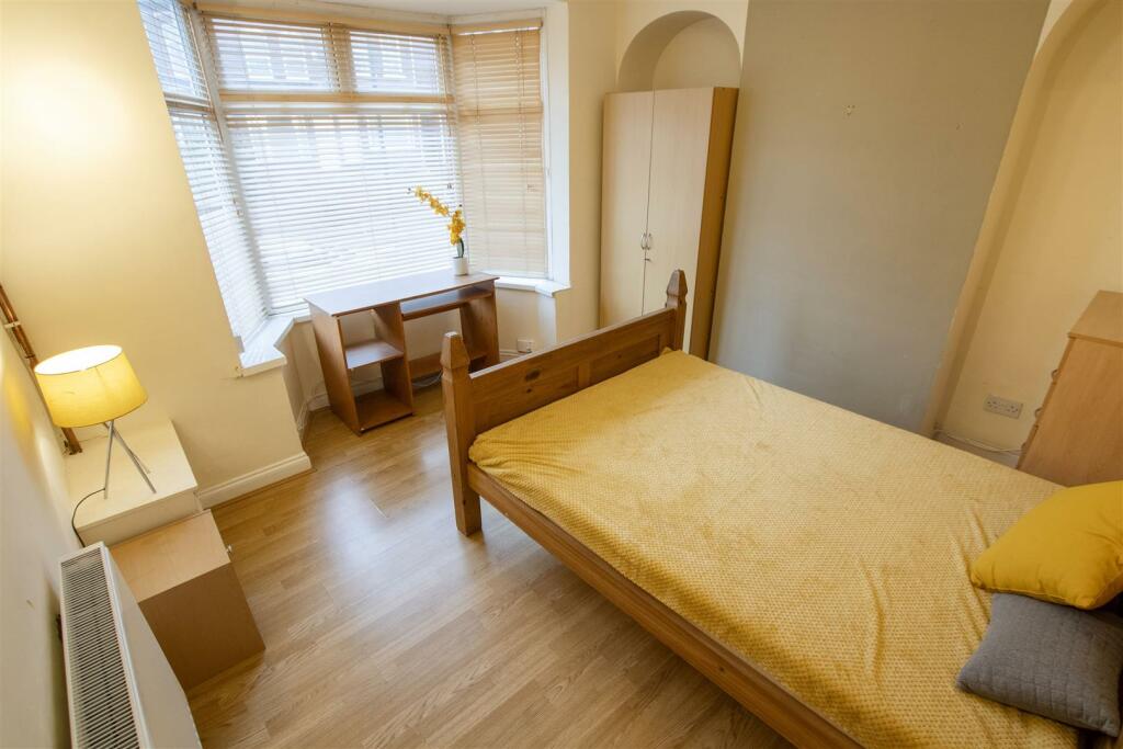 Additional image 8 of Warwards Lane, Birmingham