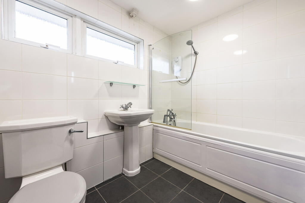 Additional image 8 of Grovelands, Park Street, St. Albans, Hertfordshire, AL2