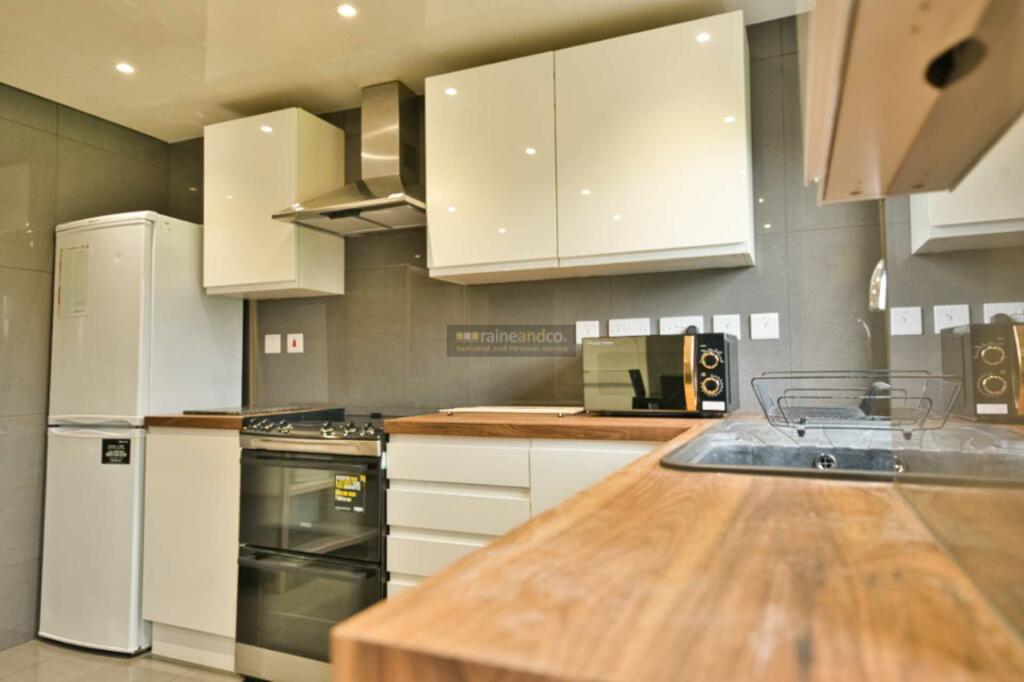 Additional image 6 of Oak Grove, Hatfield