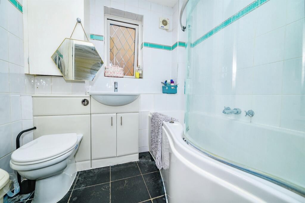 Additional image 5 of St. Annes Road, London Colney, St. Albans
