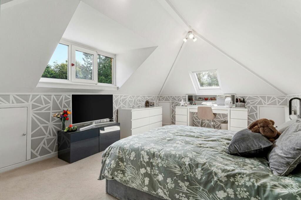 Additional image 33 of Codicote Road, Welwyn, AL6