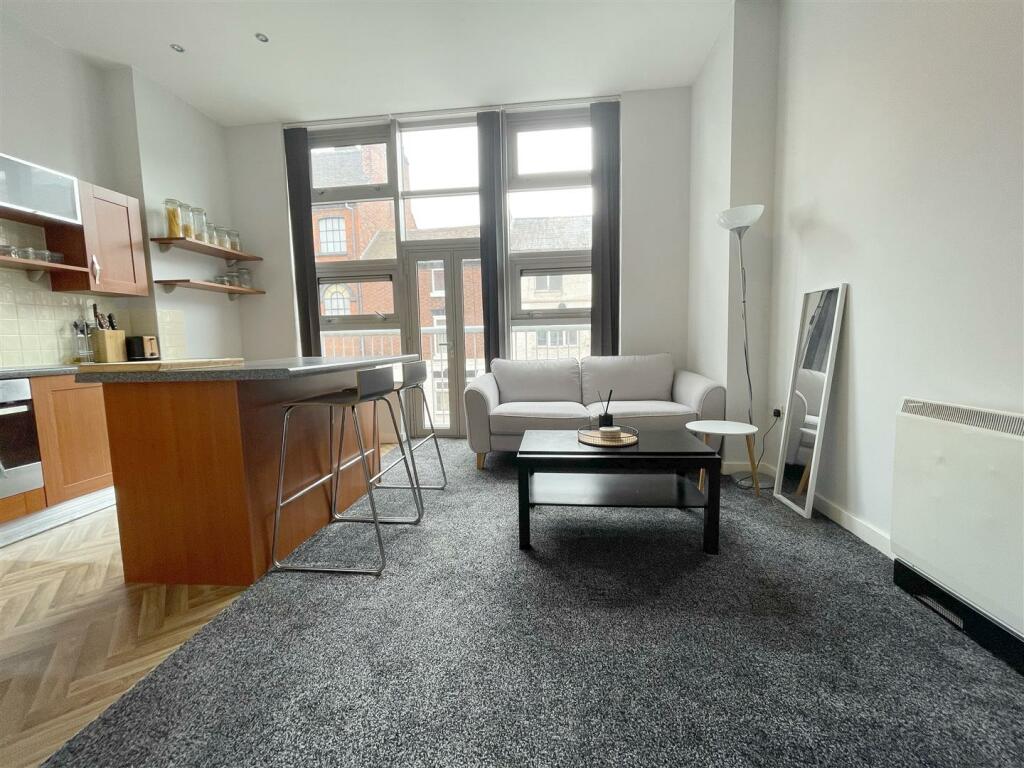 Additional image 6 of Platinum Apartments, Branston Street, City Centre