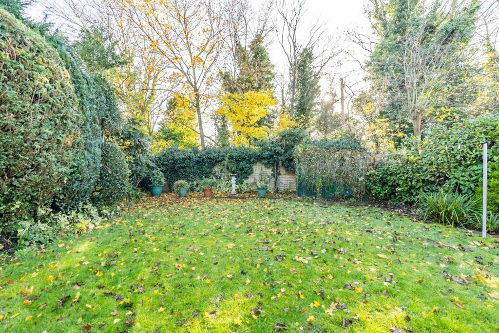 Additional image 16 of Willow Way, St. Albans, Hertfordshire, AL2