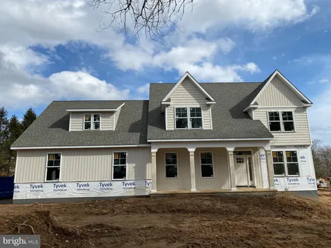 63 W Forge Road, Glen Mills, PA 19342