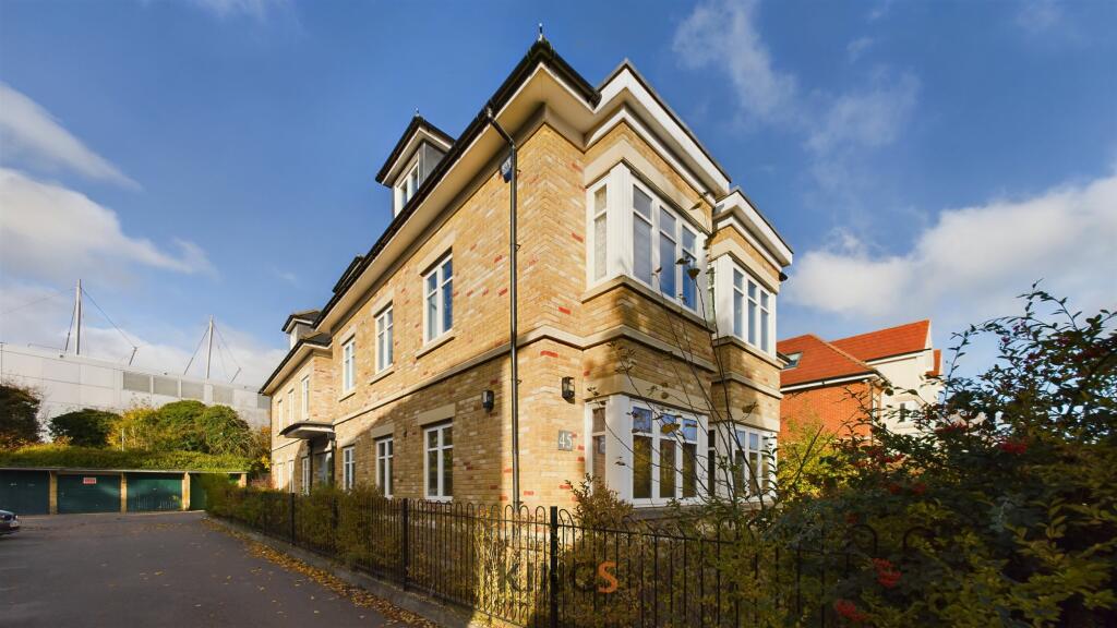 Additional image 10 of Roe Green Lane, Alban Court, AL10